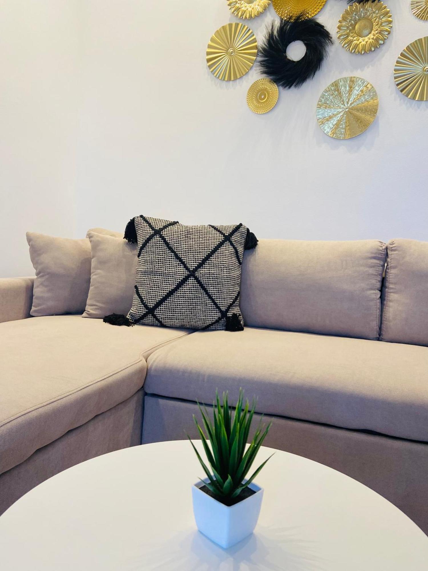 Apartment Summer Dreams *